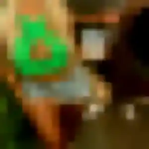 Photo exclusive de Christine, 29 ans à Château-Gontier-sur-Mayenne - rencontre coquine