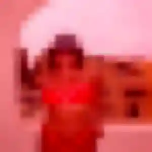 Rencontre Joana, 21 ans à Château-Gontier-sur-Mayenne en privé