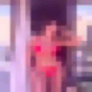 Yael, 23 ans, en ligne à Le Pouliguen pour une rencontre coquine