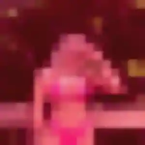Karine, 41 ans, disponible à Montreuil-Juigné pour une rencontre coquine