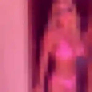 Photo de Corinne à Mortagne-sur-Sèvre (42 ans) - rencontre coquine gratuit