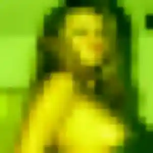 Solene, 23 ans, dispo pour rencontre coquine à Saint-Gildas-des-Bois