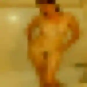 Camille, femme de 26 ans propose rencontre coquine à Saint-Herblain